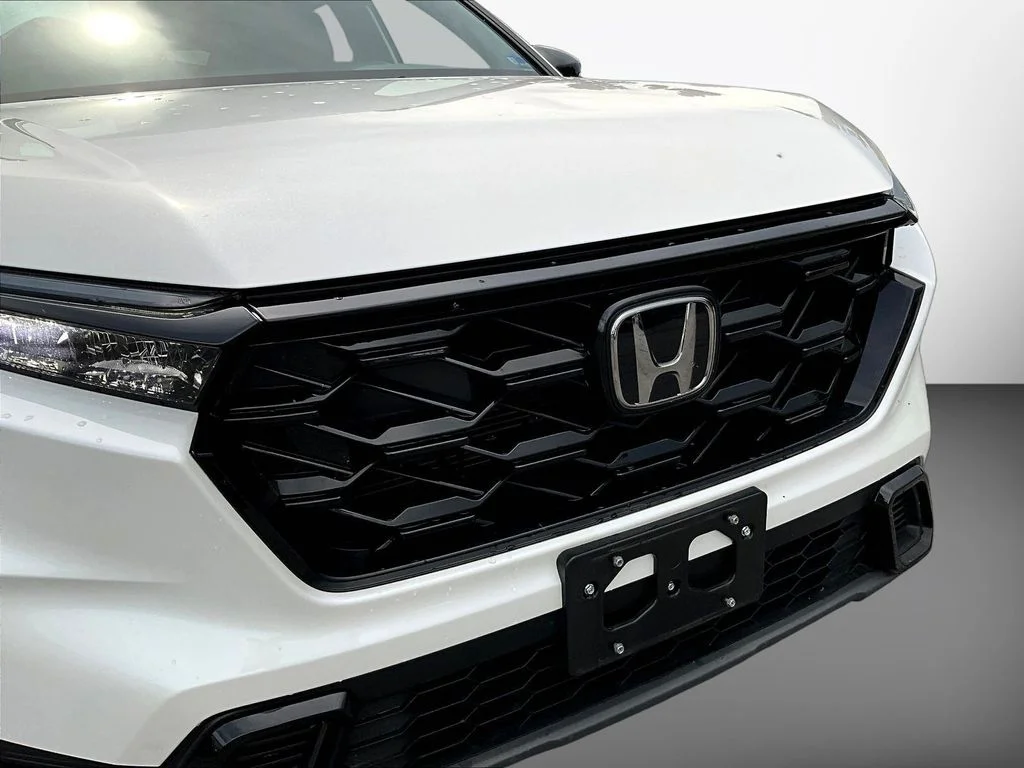 Used 2024 Platinum White Pearl Honda Sport image 33