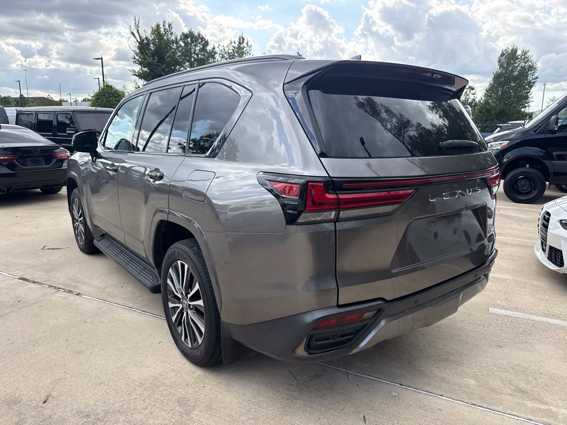 Used 2023 Manganese Luster Lexus 600 Premium image 6