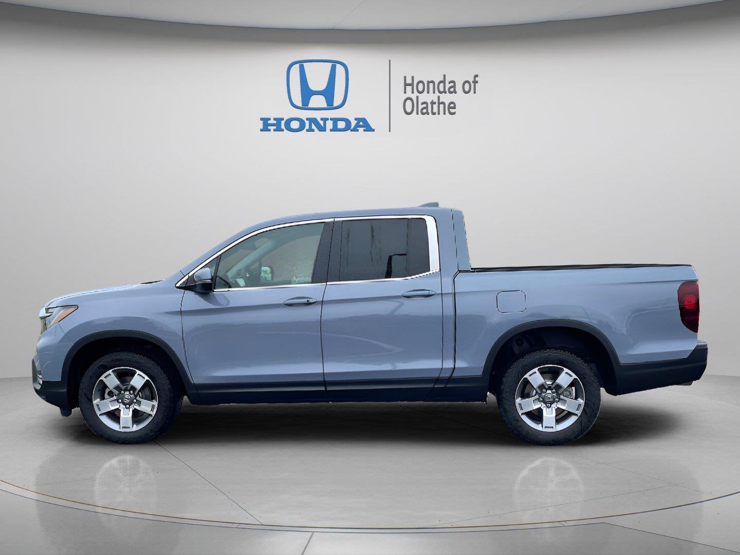 New 2026 Sonic Gray Pearl Honda RTL image 6