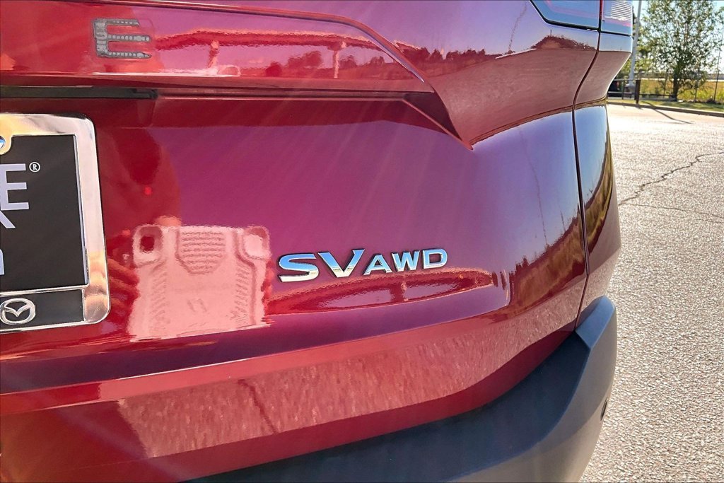 Used 2023 Red Nissan SV image 28
