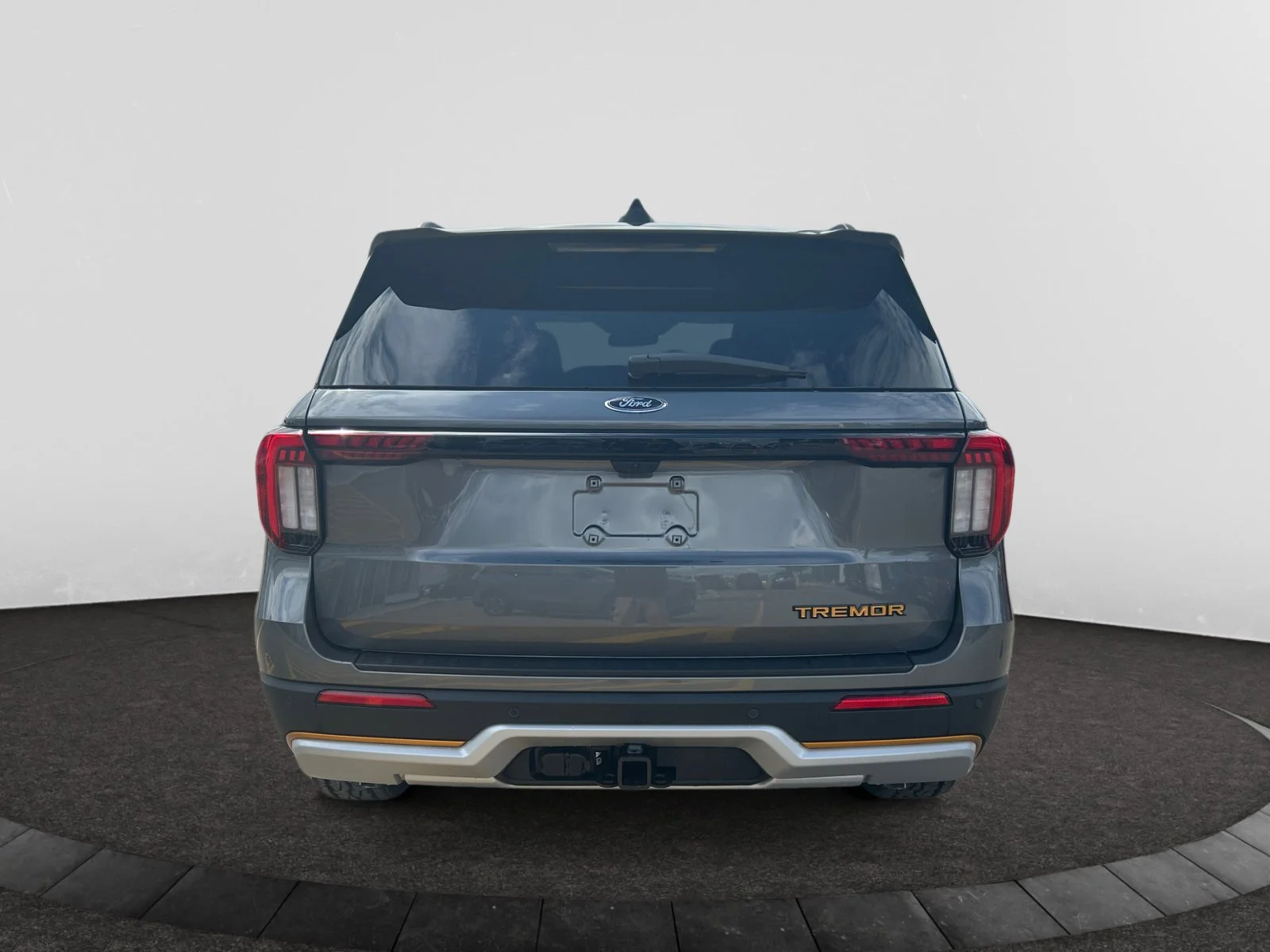 New 2026 Carbonized Grey Metallic Ford Tremor image 4
