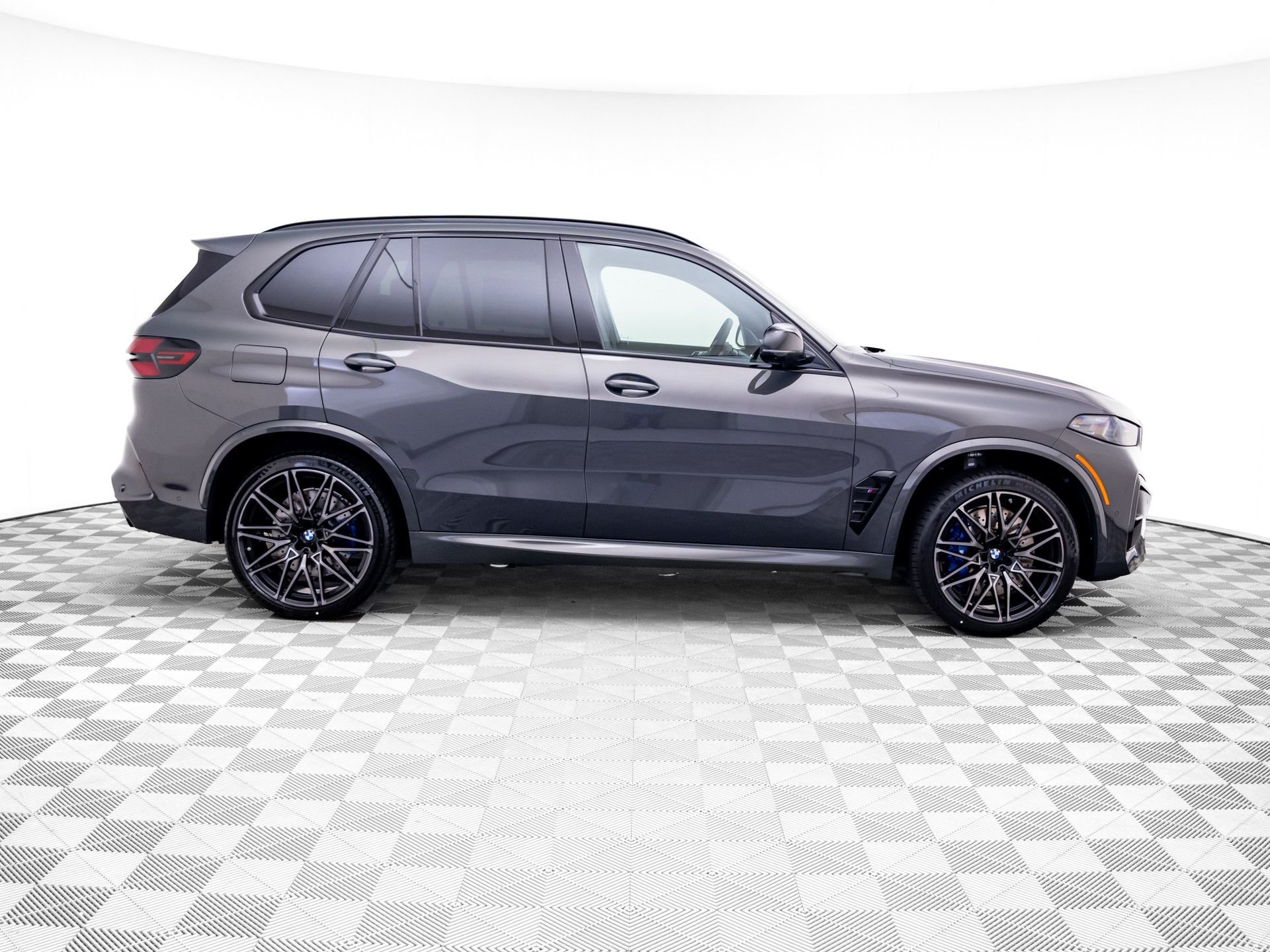 New 2026 Dravit Grey Metallic BMW Competition image 7