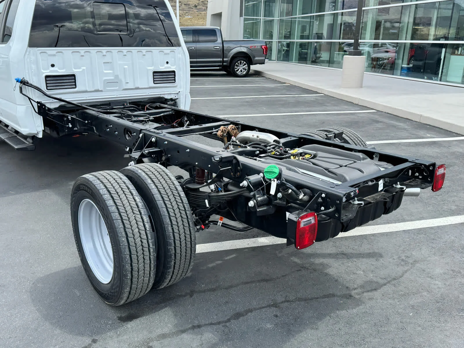 New 2026 Oxford White Ford F-550® XL image 13