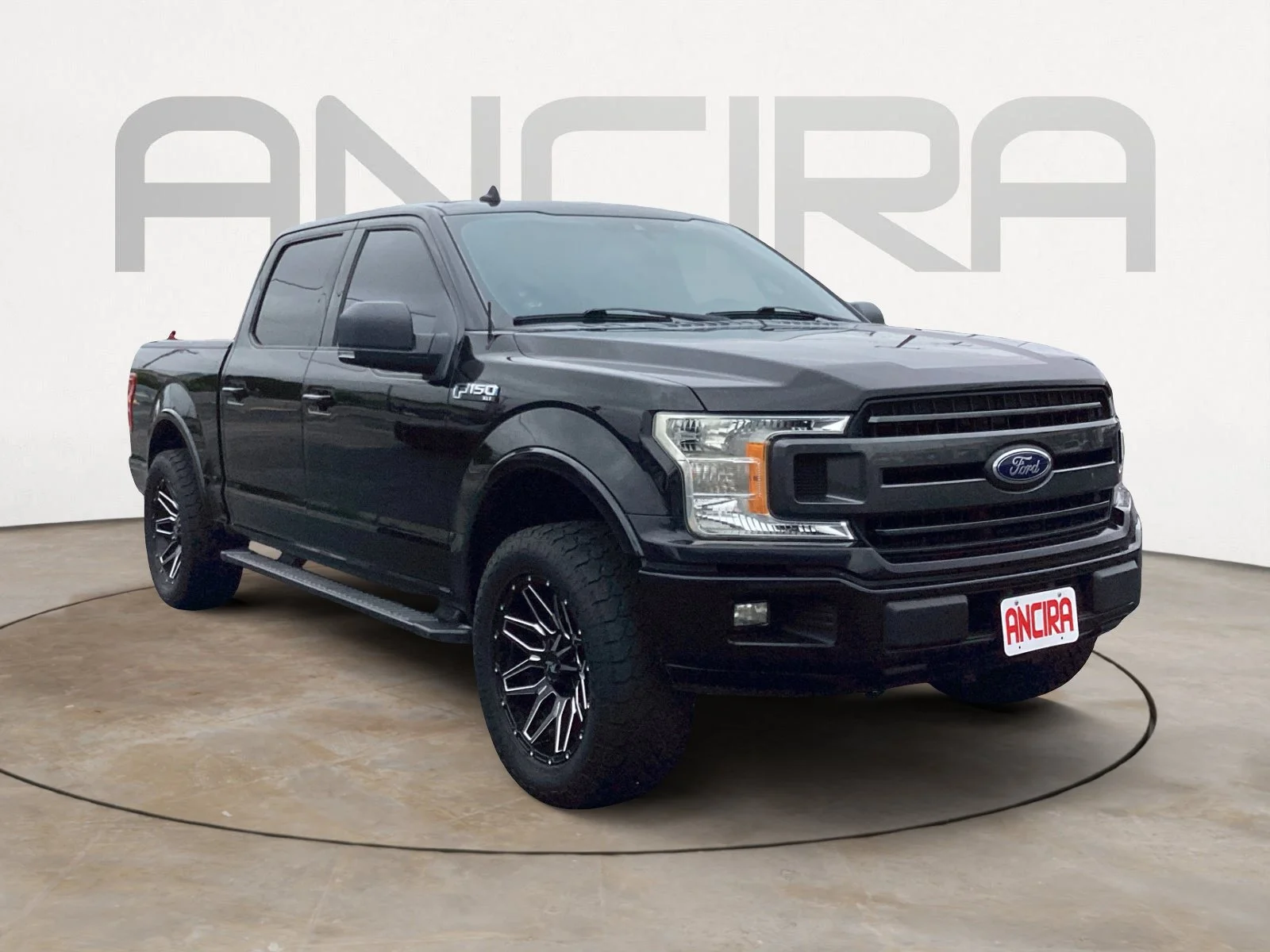 Certified Used 2019 Black Metallic Ford XLT image 5