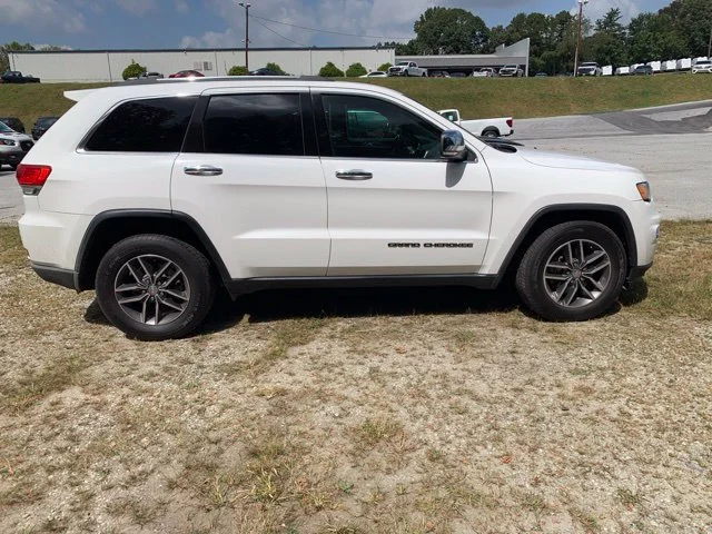 Used 2018 White Jeep Limited image 4