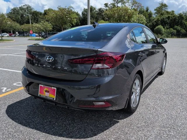 Used 2020 Gray Hyundai SEL image 4