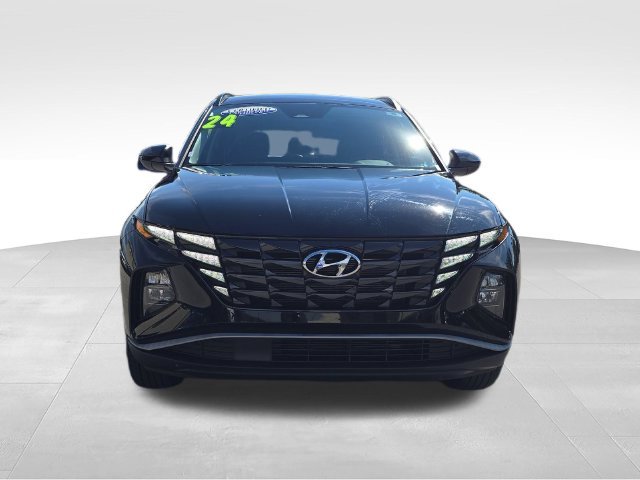 Used 2024 Black Hyundai SEL image 8