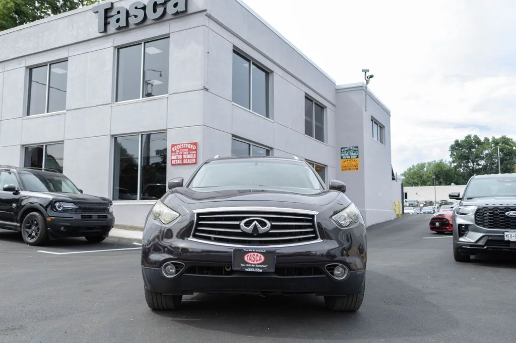 Used 2012 Black INFINITI Base image 9