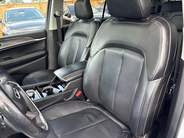 Used 2021 Bright White Clearcoat Jeep Limited image 29