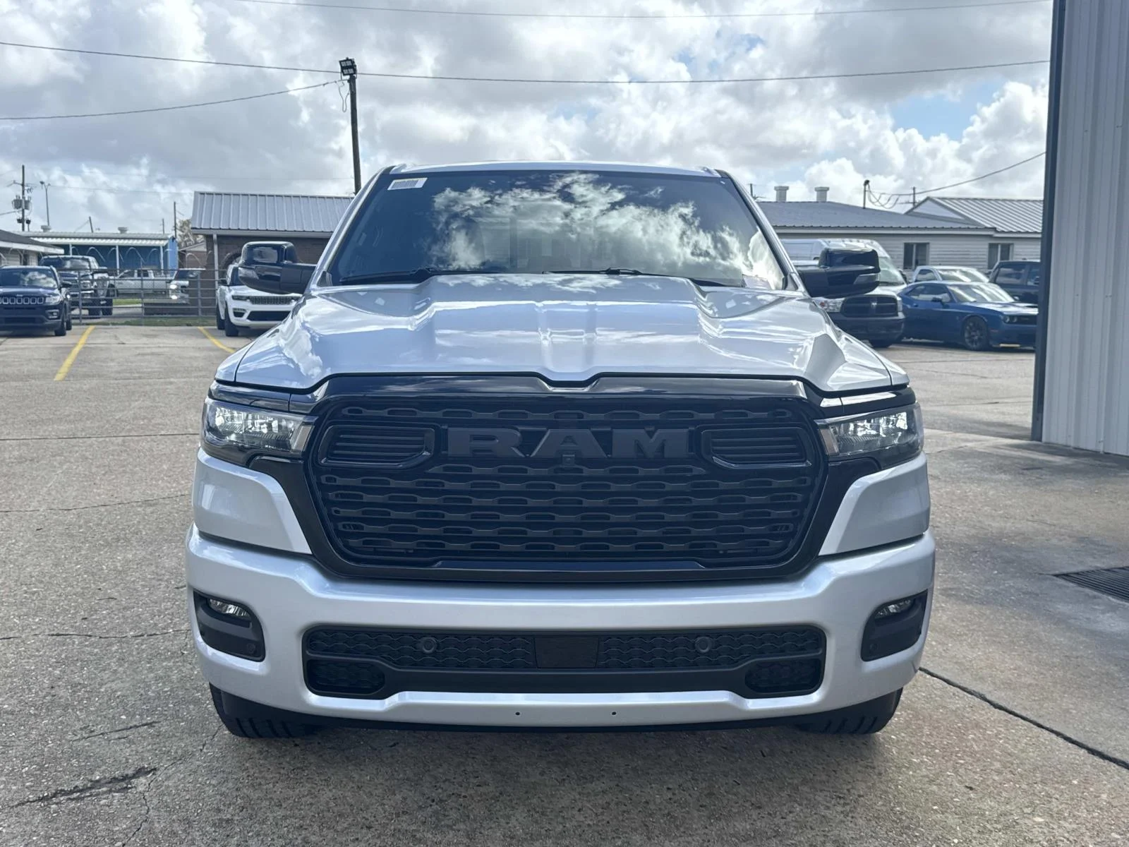 New 2026 Silver Zynith Exterior Paint RAM Big Horn image 2