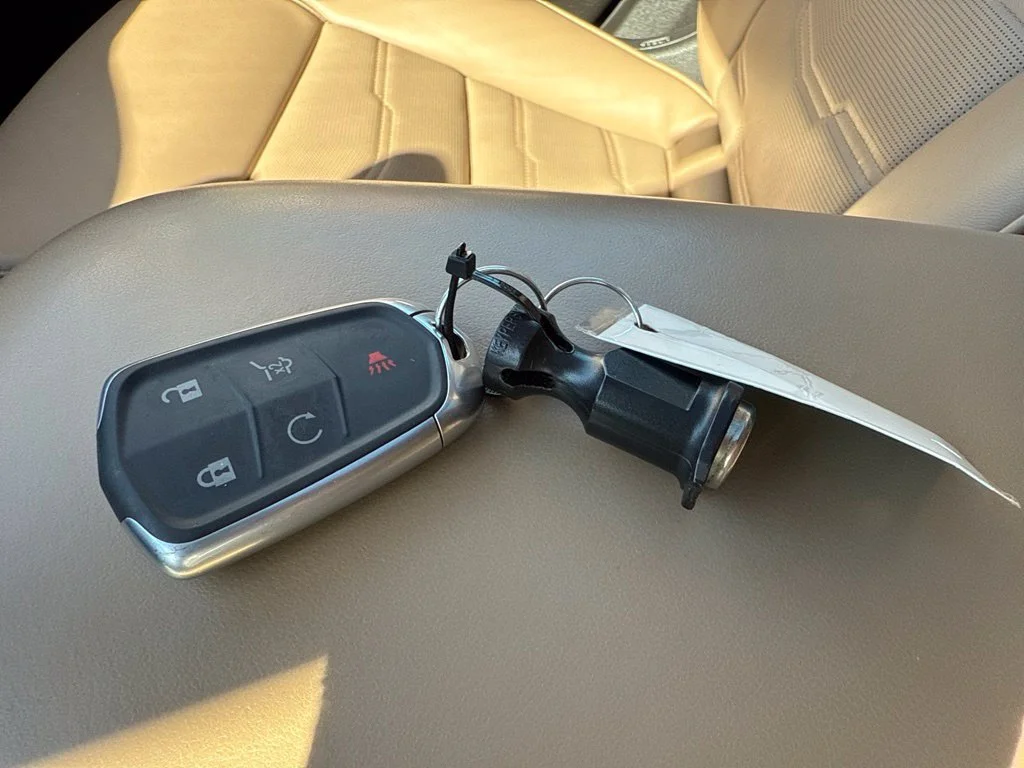 Used 2019 Black Cadillac Platinum AWD image 31