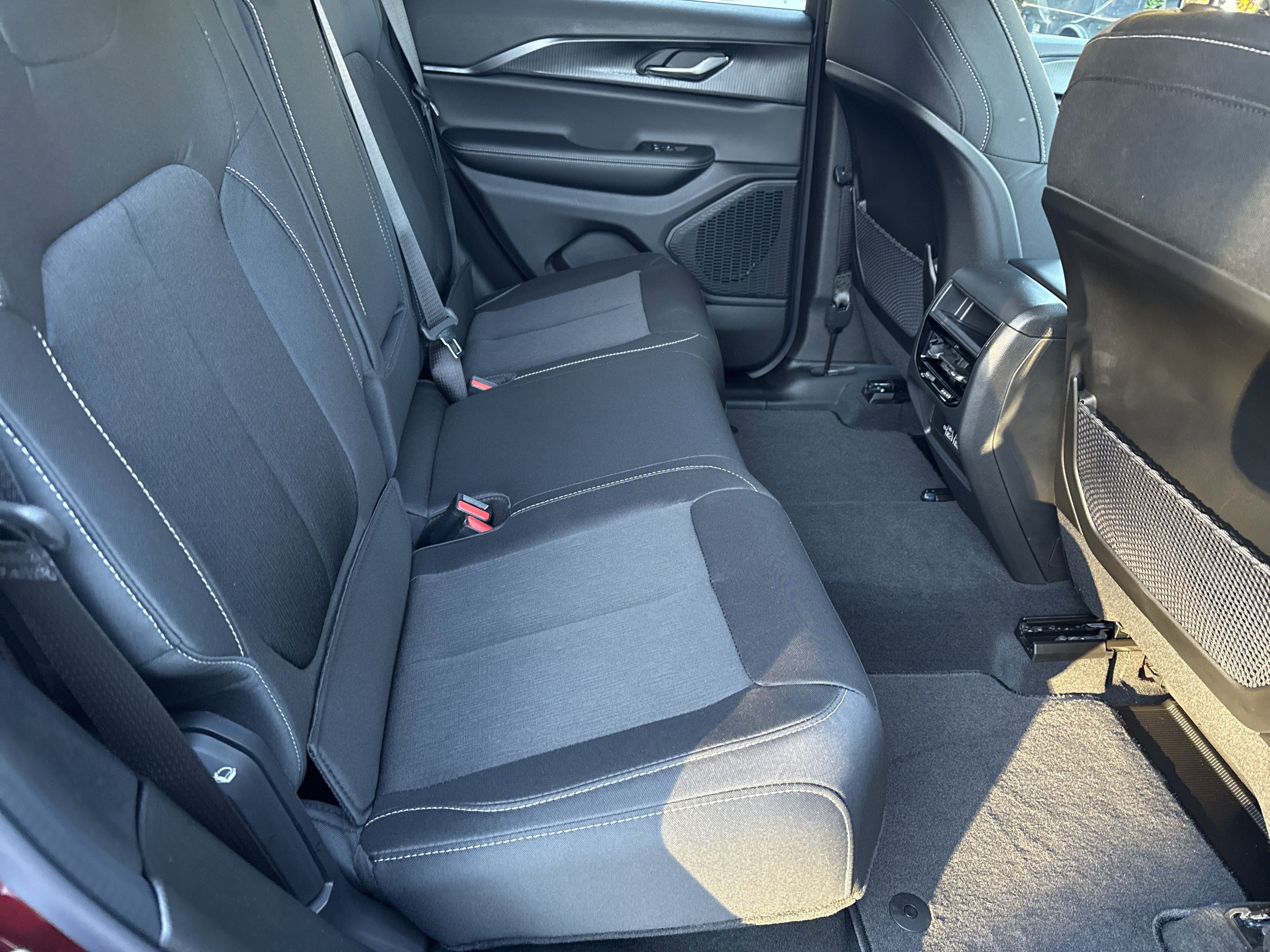 New 2025 Velvet Red Pearlcoat Jeep Laredo image 15