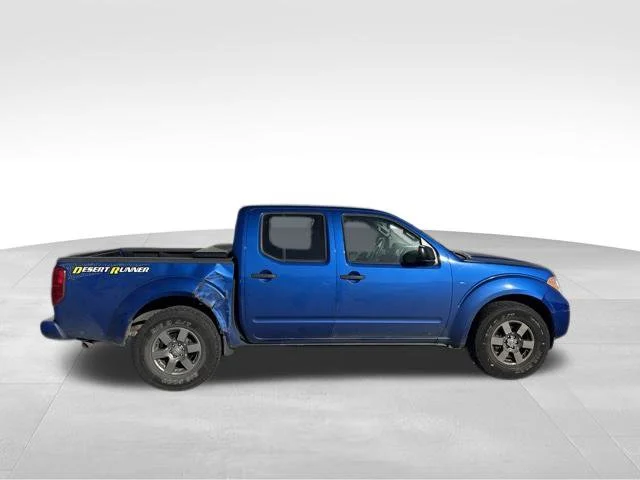 Used 2013 Blue Nissan Desert Runner image 12