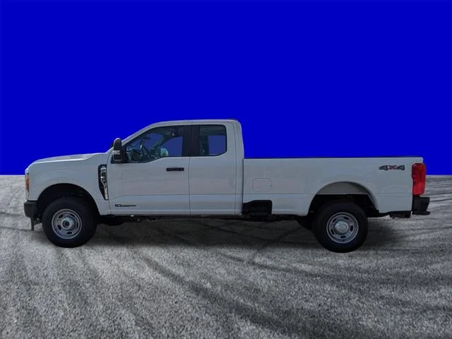 New 2026 Oxford White Ford F-250® XL image 7