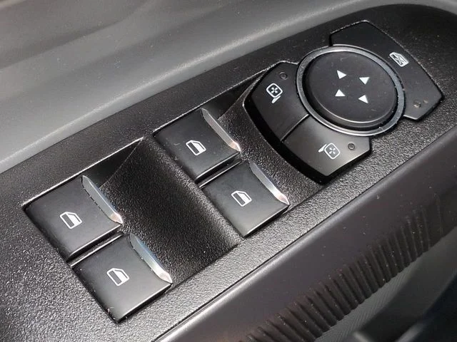 Used 2024 Green Ford XL image 22