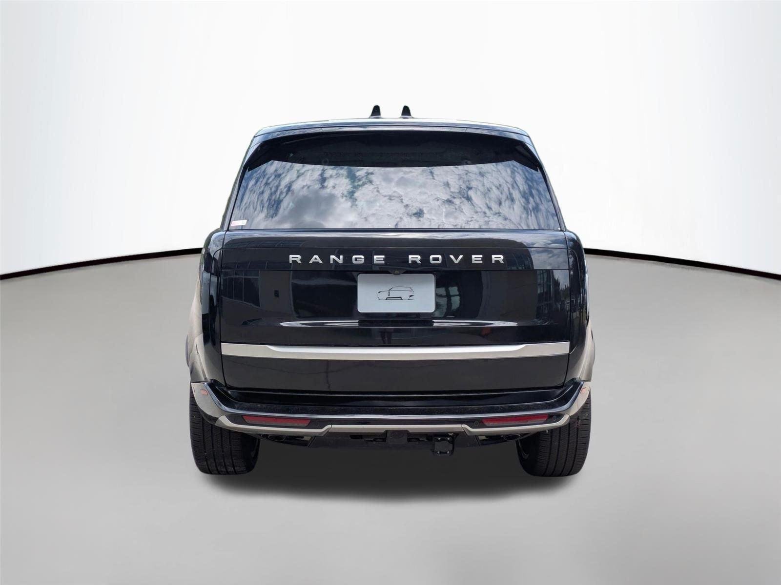 Certified Used 2025 Santorini Black Metallic [Black] LAND ROVER AUTOBIO image 35