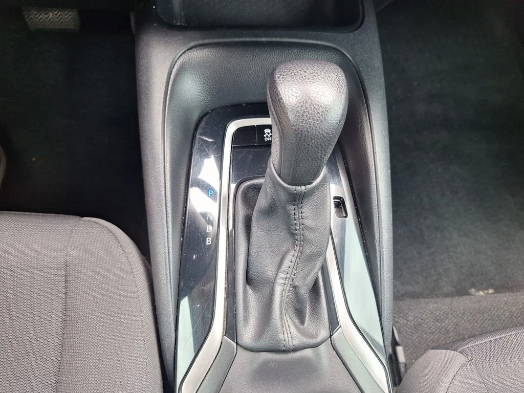 Used 2024 White Toyota LE image 17
