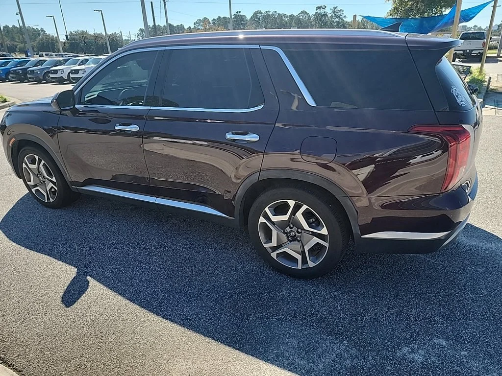 Used 2024 Burgundy Hyundai SEL image 5