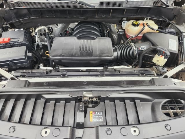 Used 2021 SILVER ICE METALLIC Chevrolet LT image 31