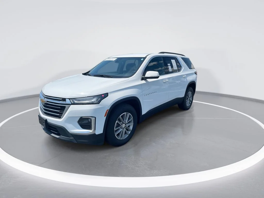 Used 2023 White Chevrolet LT image 4