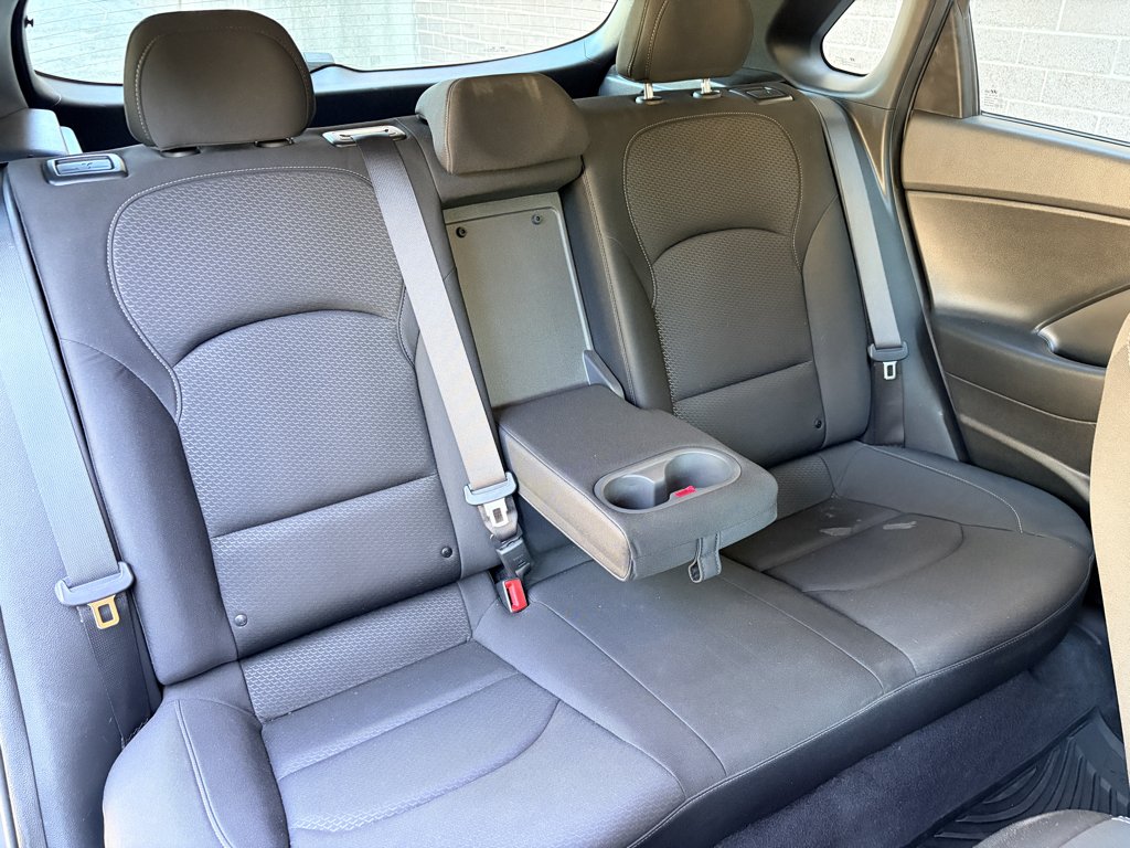 Used 2018 Summit Gray Hyundai Base image 24