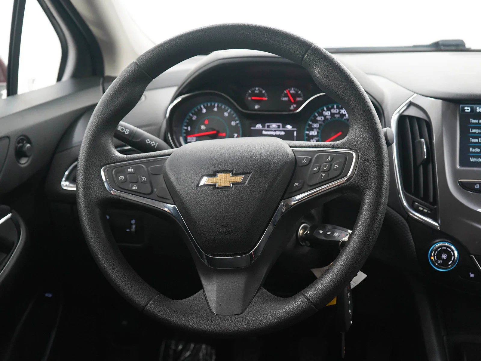 Used 2017 Cajun Red Tintcoat Chevrolet LT image 14