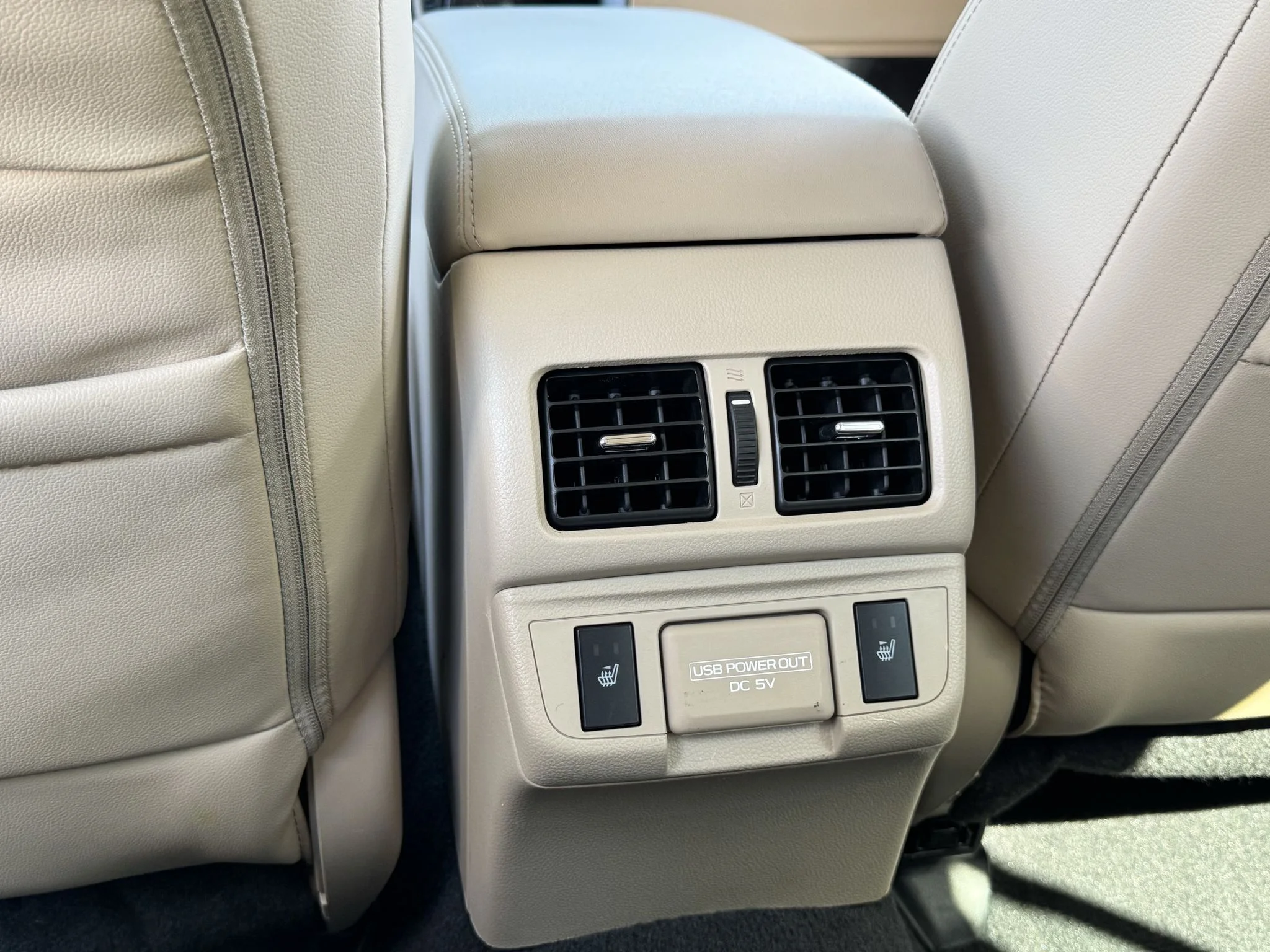 Used 2018 Wilderness Green Metallic Subaru Limited image 28