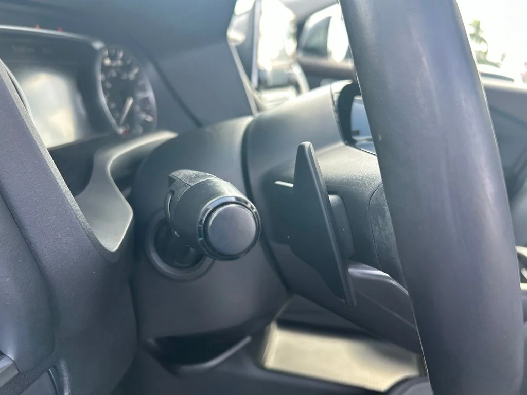 Used 2021 Gray Nissan SL image 37