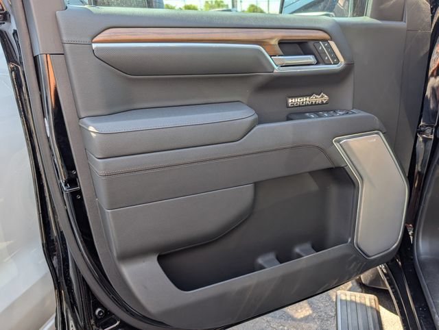 2026 Chevrolet Silverado 1500 High Country - Photo 12