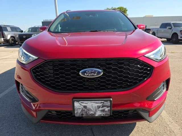 Used 2021 Red Ford ST Line image 2