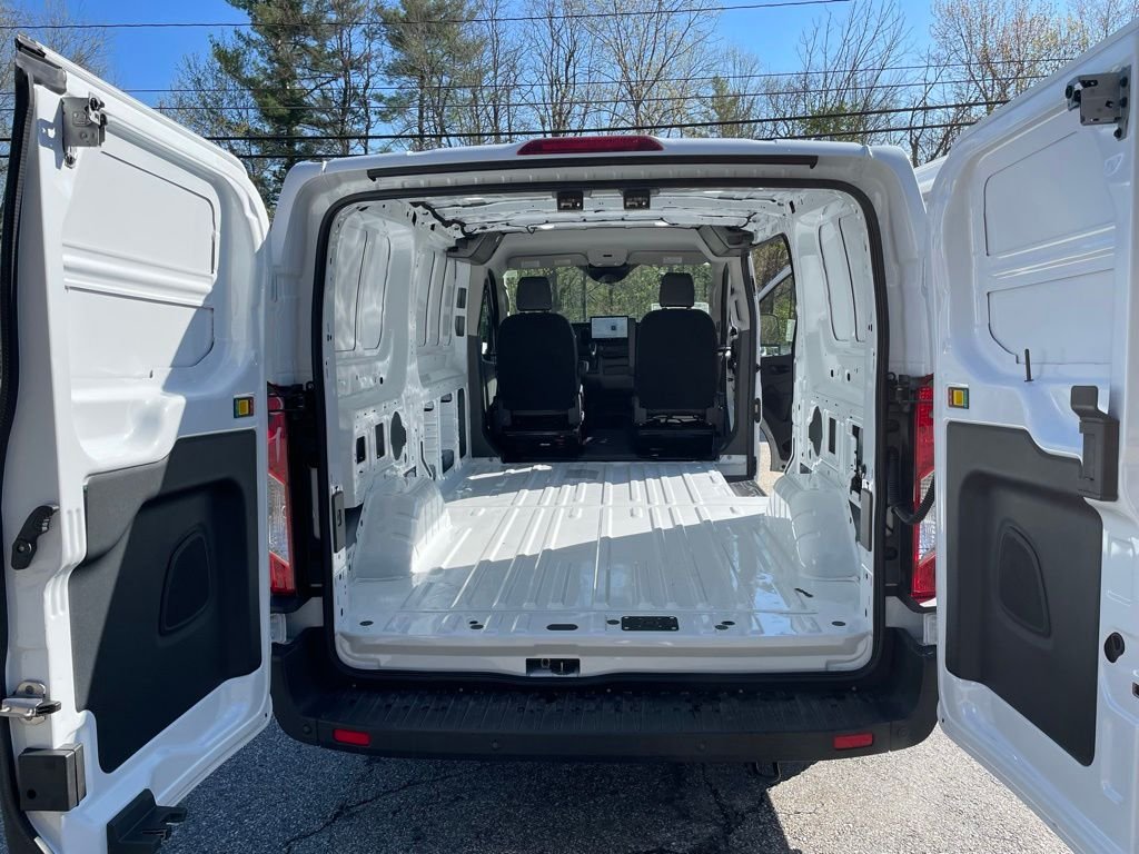 New 2026 Oxford White Ford Cargo Van image 18
