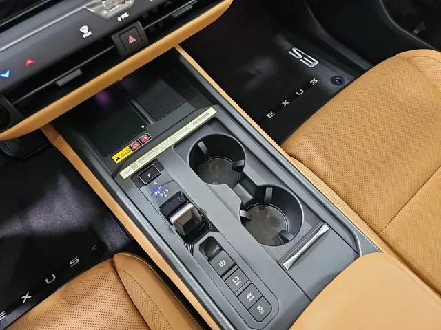 New 2026 Caviar Lexus PREMIUM AWD image 31