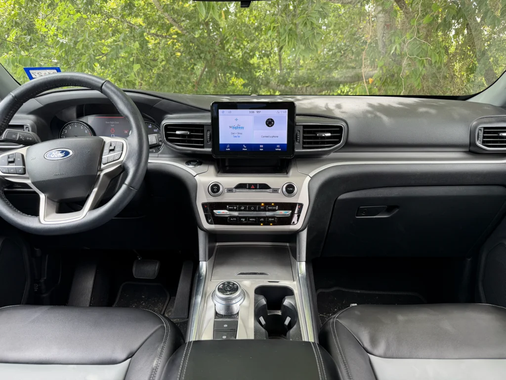 Used 2022 Star White Metallic Tri-Coat Ford XLT image 12