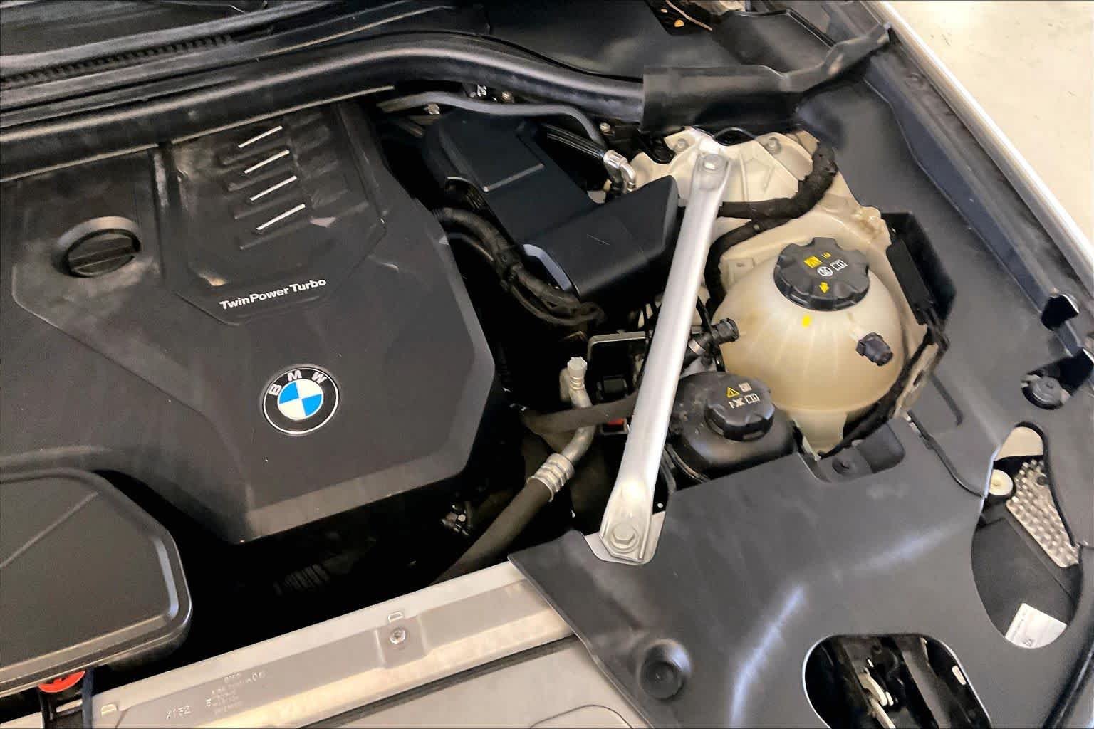 Used 2023 Mineral White Metallic BMW sDrive30i image 29
