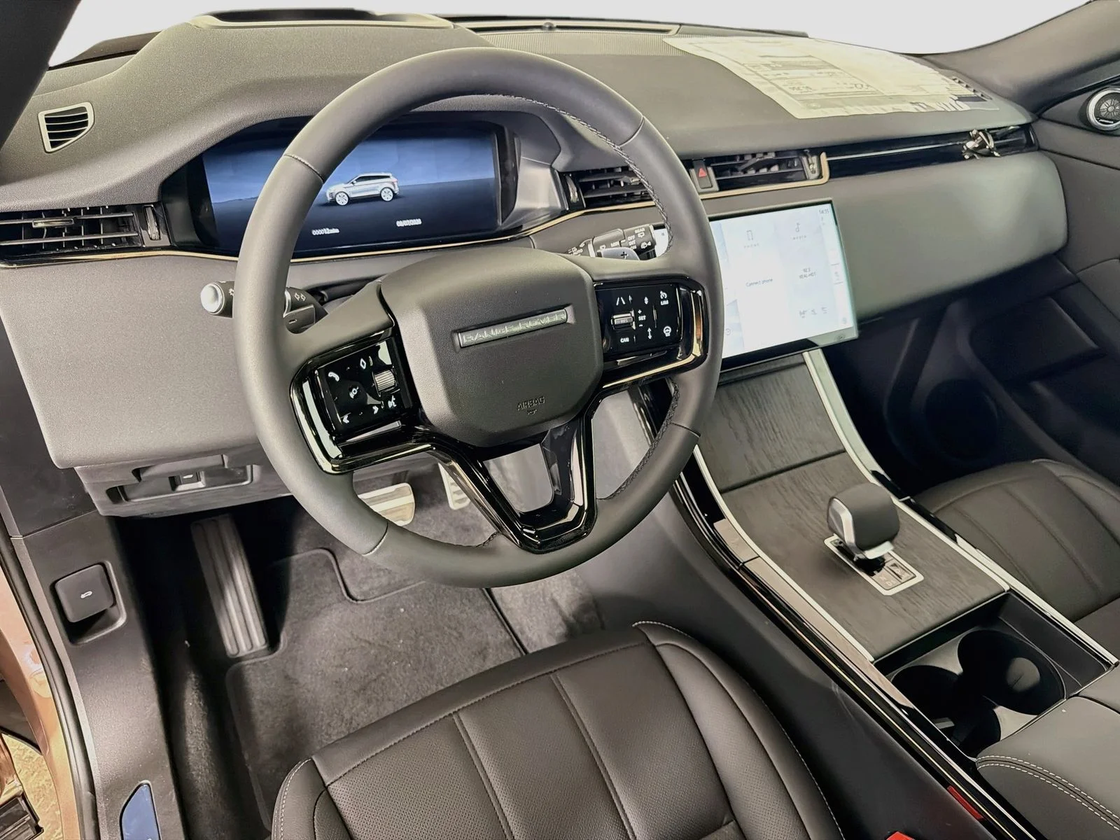 New 2026 Corinthian Bron Land Rover Hoxton Edition image 10