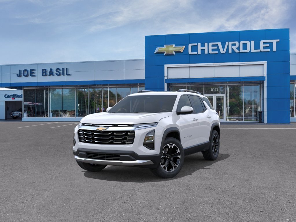 2027 Chevrolet Equinox LT - Photo 8