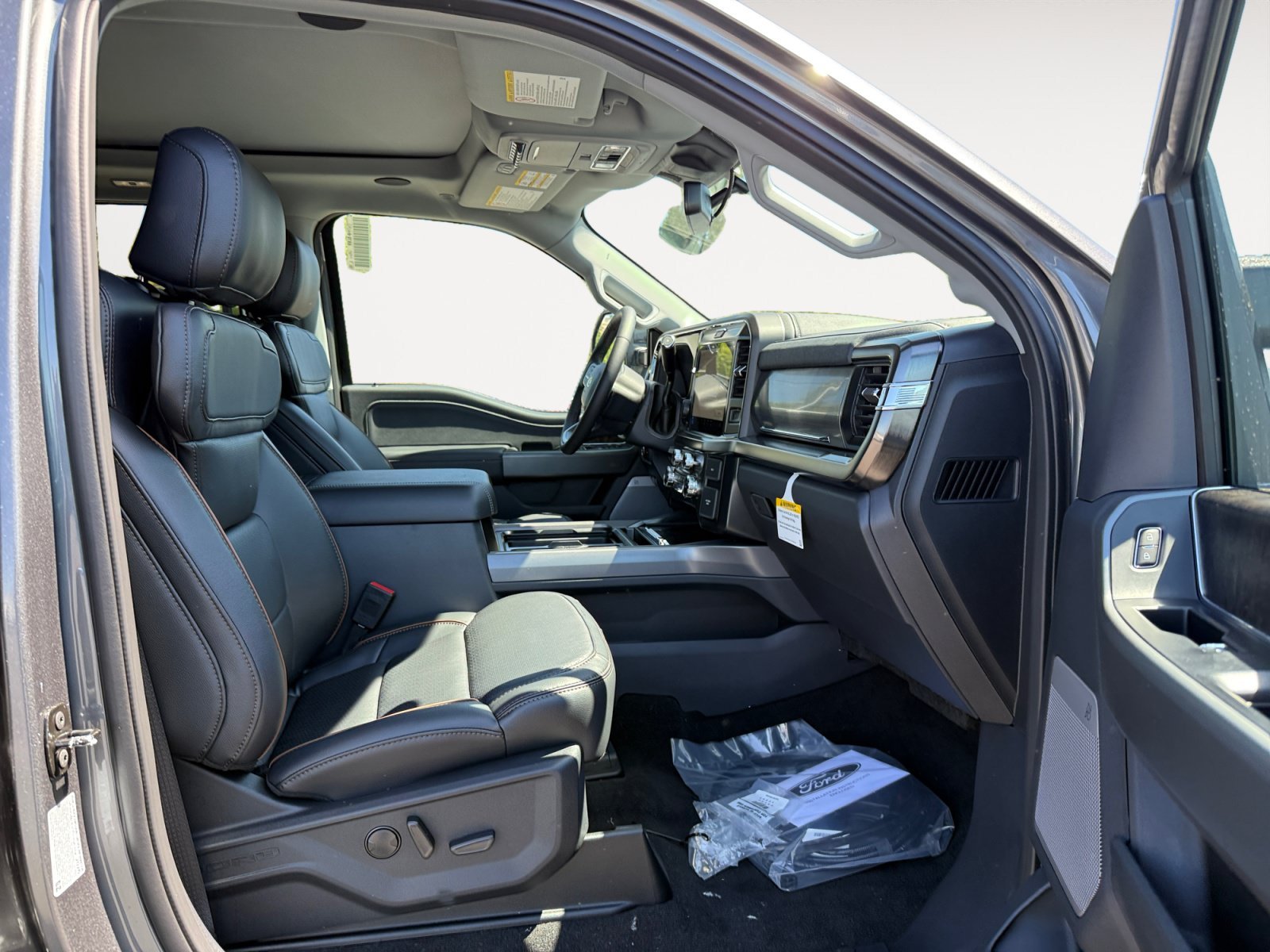 New 2026 Carbonized Gray Metallic Ford F-250® Lariat® image 19