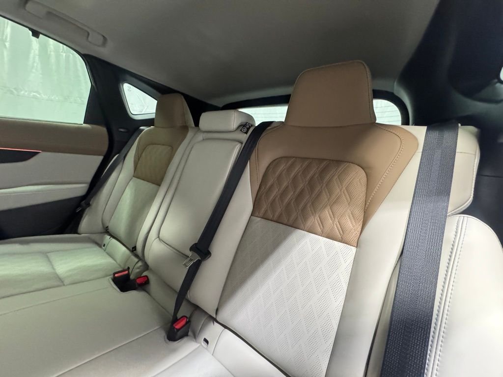 New 2026 Black Nissan Platinum image 22