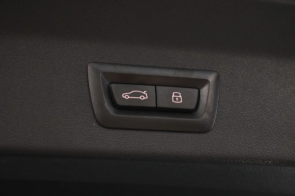 Certified Used 2024 Gray BMW xDrive30i image 34