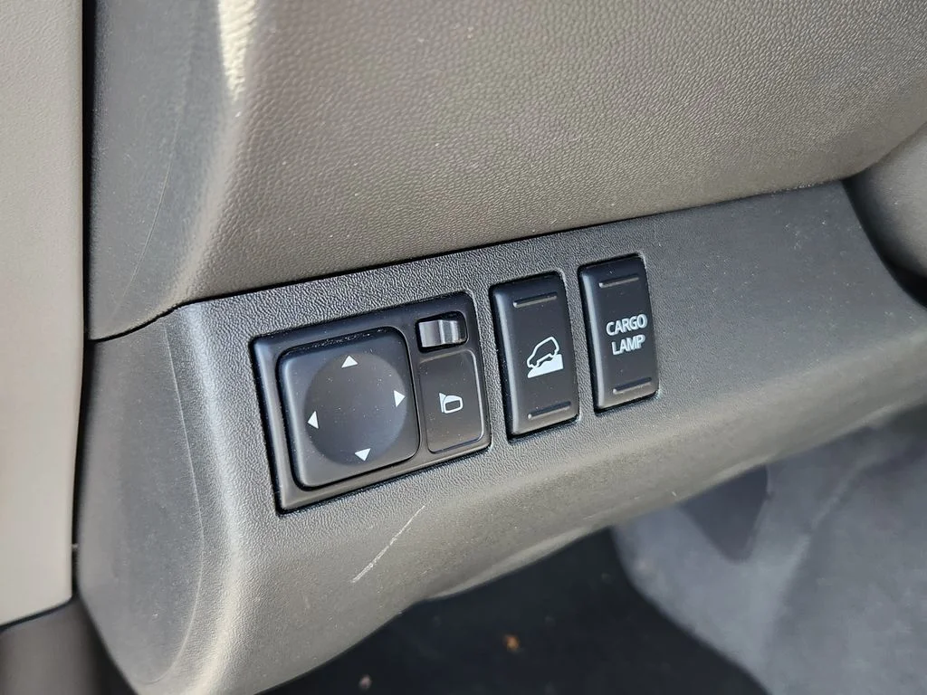 Used 2019 Cayenne Red Metallic Nissan PRO-4X image 26