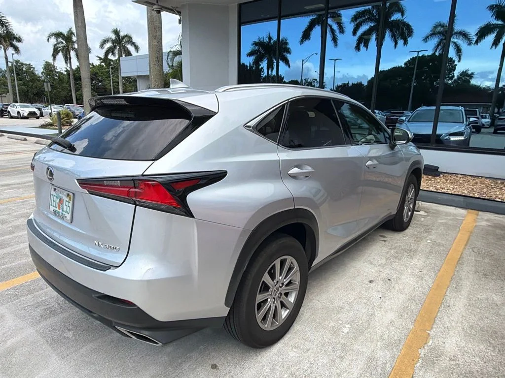 Used 2018 Silver Lexus 300 Base image 11