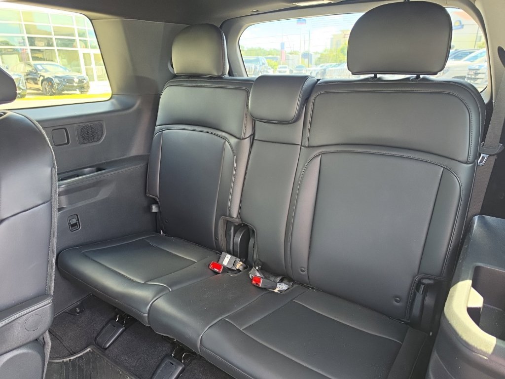 Used 2027 Black Kia SX image 13