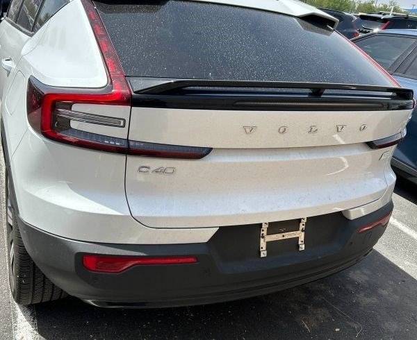 Certified Used 2023 Crystal White Volvo Plus image 5