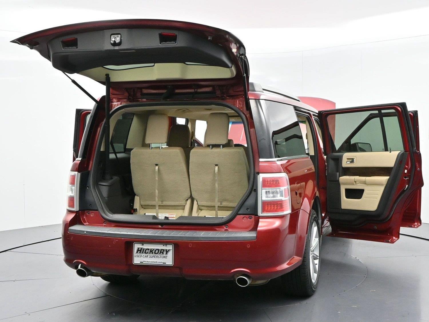 Used 2014 Ruby Red Metallic Tinted Clearcoat Ford Limited image 41