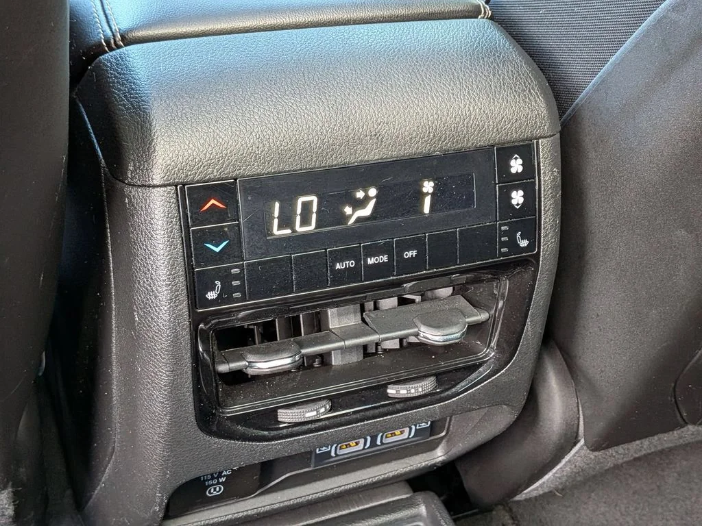 Used 2025 Black Jeep Limited image 27