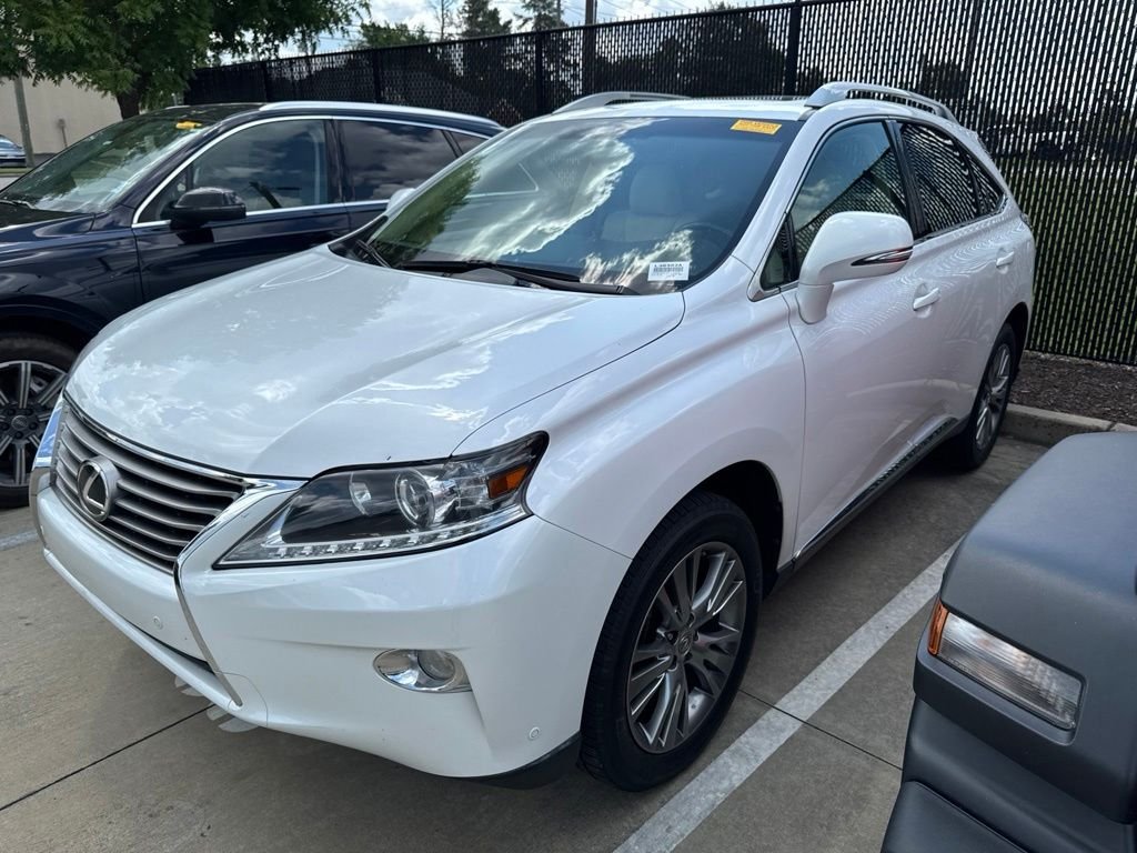 Used 2014  Lexus 350 image 4