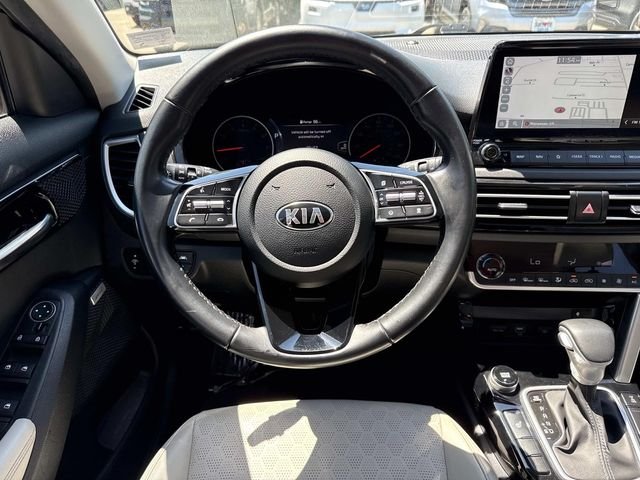 Used 2021 Gray Kia SX image 17