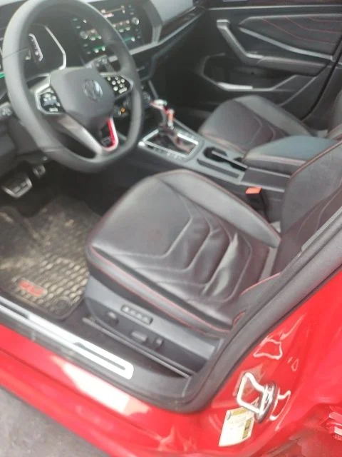 3VW2T7BU5NM030136