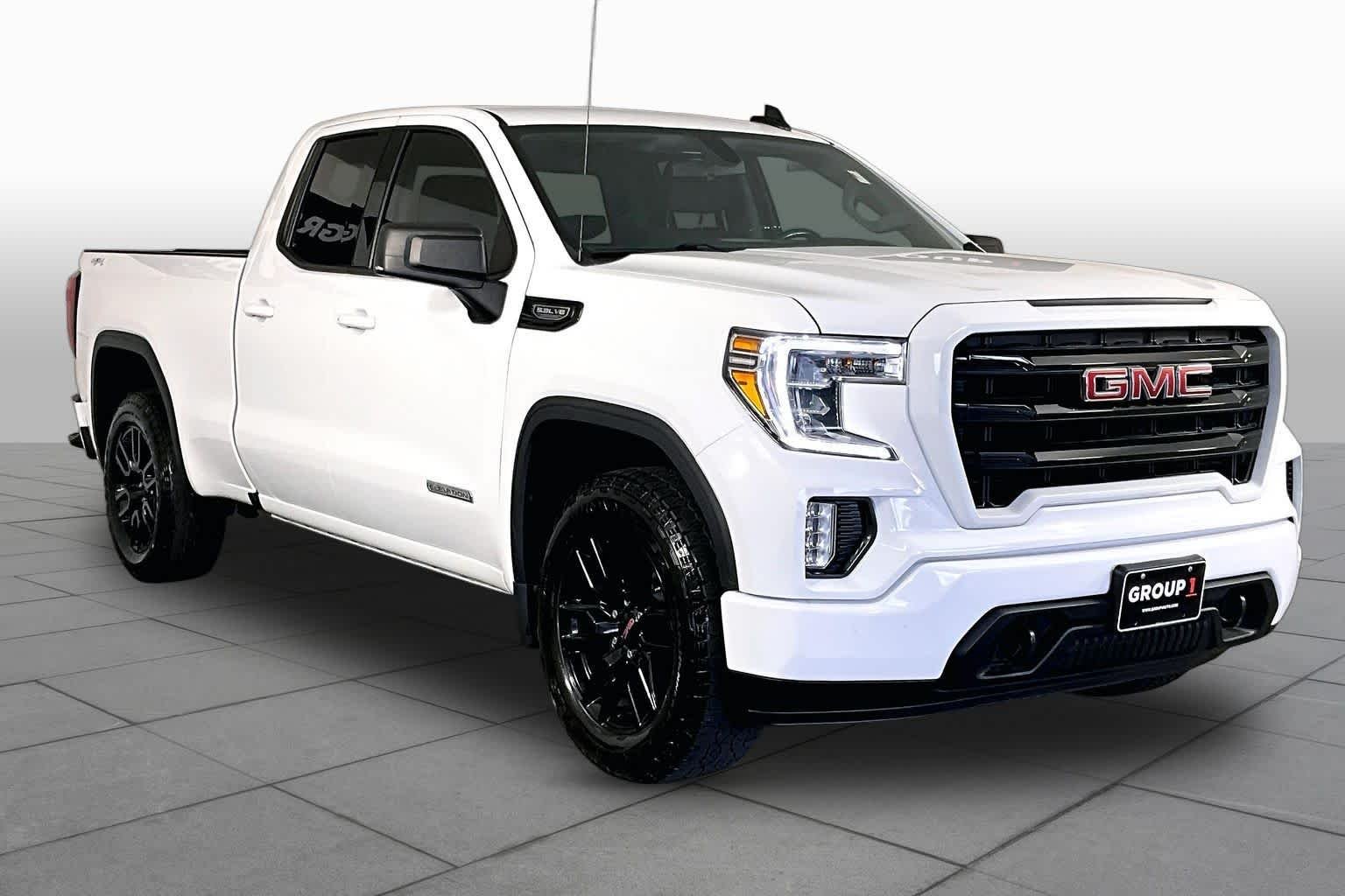Used 2021 SUMMIT WHITE GMC Elevation image 3