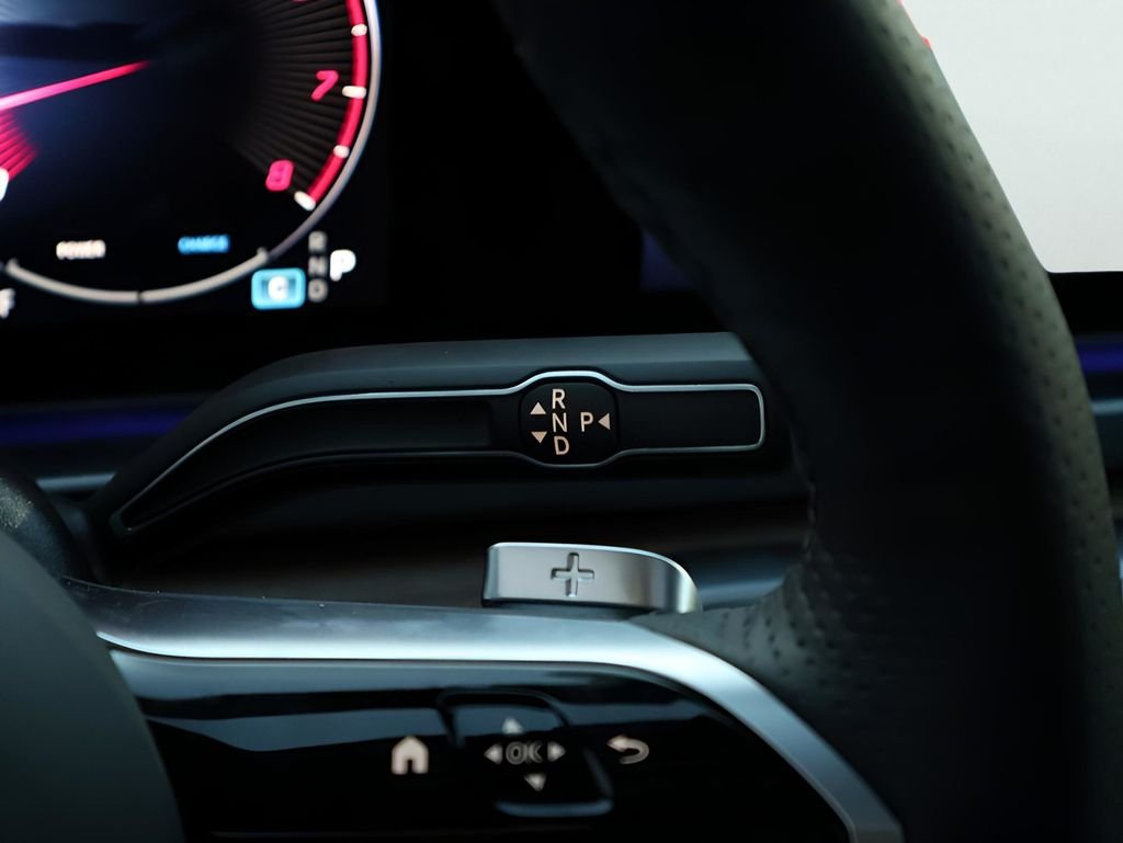 2025 Mercedes-Benz GLS Base - Photo 36